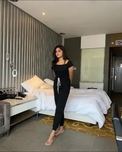 Call Girls Service in Kalamboli
